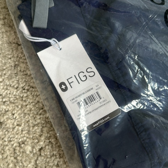 Figs scrub set NWT - Picture 5 of 5